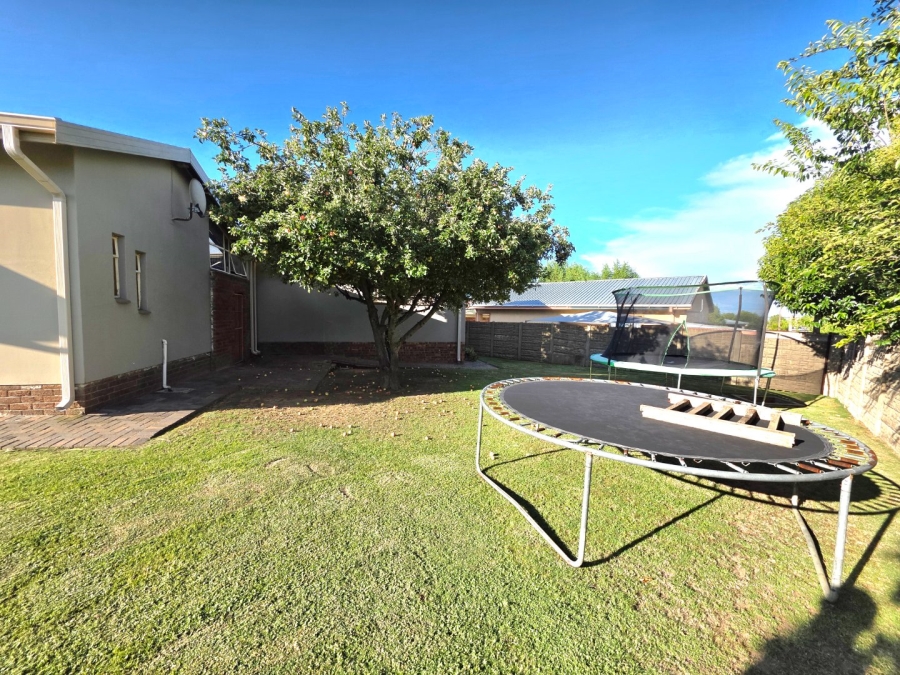 4 Bedroom Property for Sale in Morelig Free State